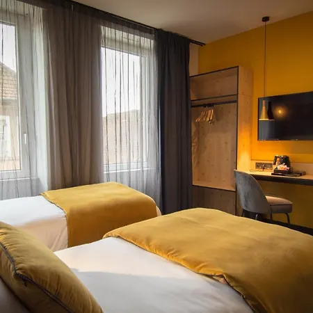 L' & Ribeauville-proche Colmar & Koenigsbourg Hotel 4*