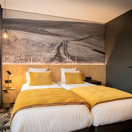 L' & Ribeauville- Haut-koenigsbourg Hotel 4*